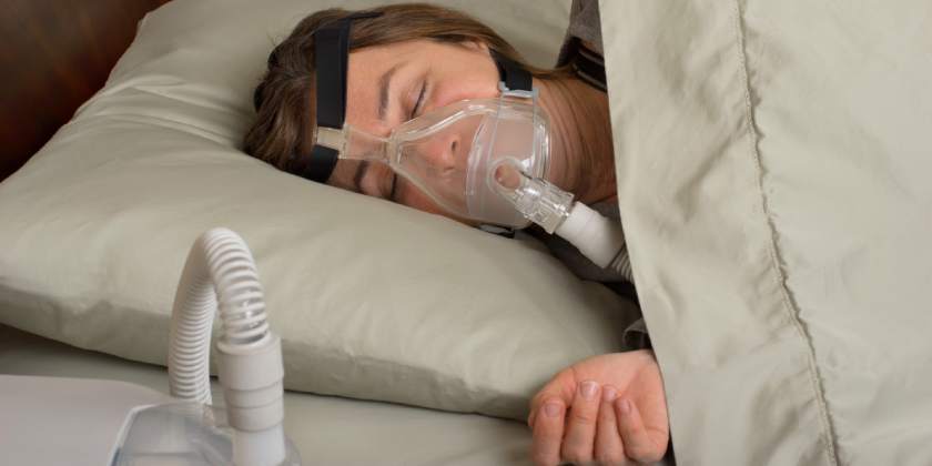 La seguridad social y las máquinas de apnea del sueño